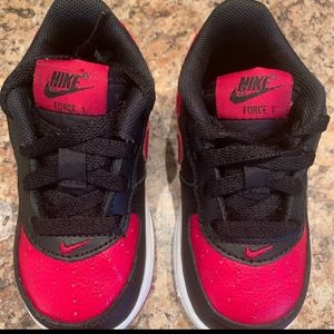 NIKES..AIR FORCE 1..TODDLER